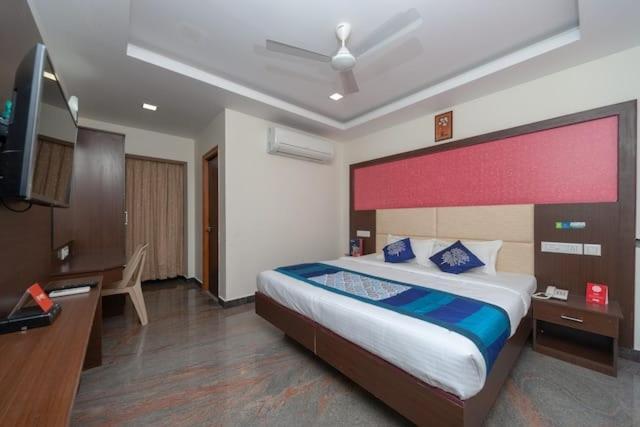 מלון Tiruchirappalli Famous Residency מראה חיצוני תמונה